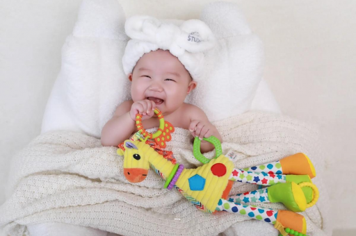 江阴宝宝为什么会吐奶 江阴宝宝为什么会吐奶