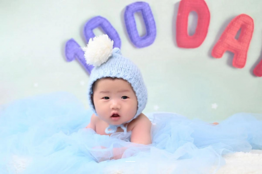 江阴宝宝多久会笑